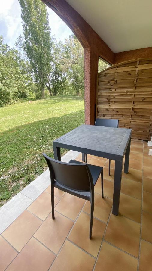Joli Studio Camargue Lou Rouge Arles Exterior photo